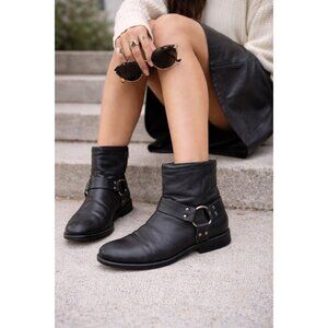 Frye Black Leather Ankle Boots Women 6B Harness Moto Low Heel Zip Booties